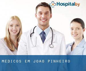 Médicos em João Pinheiro